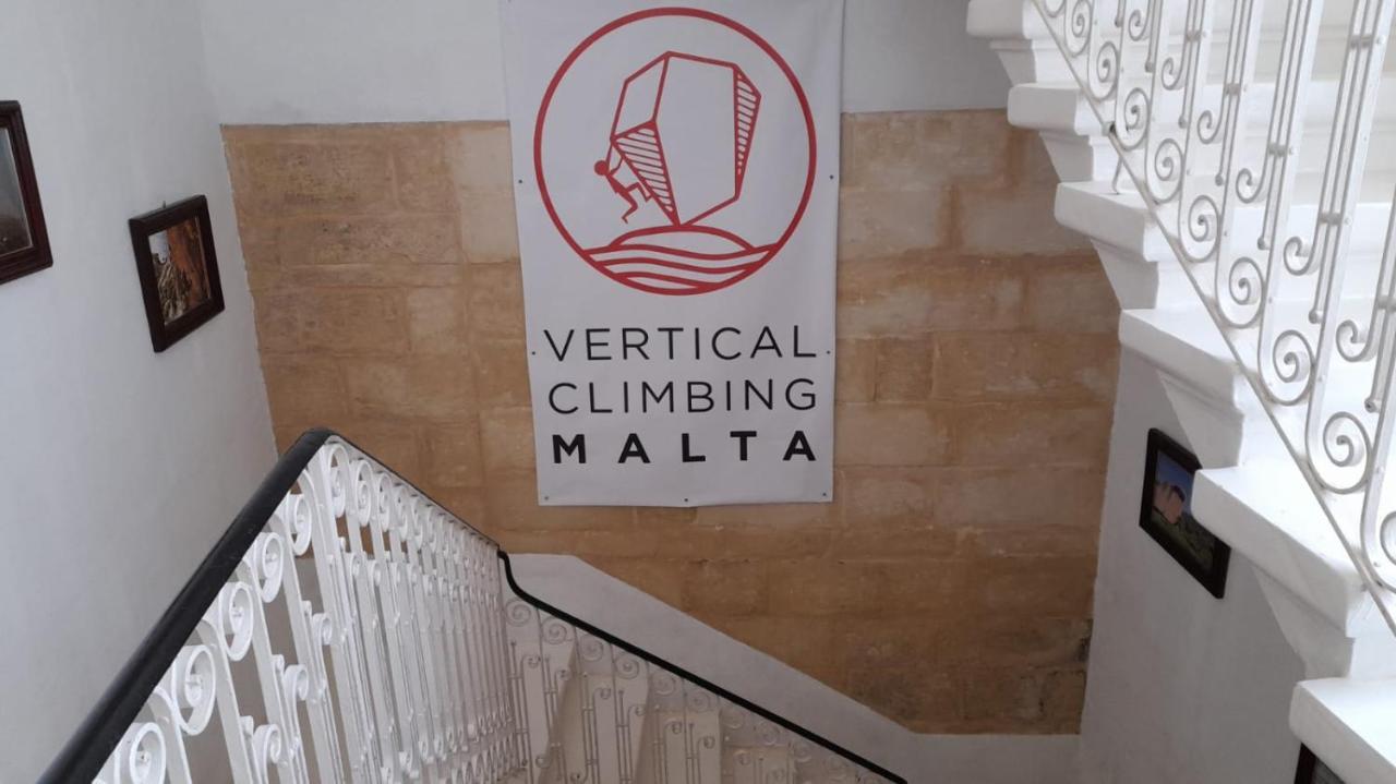 Vertical Climbing Malta Qrendi Kültér fotó