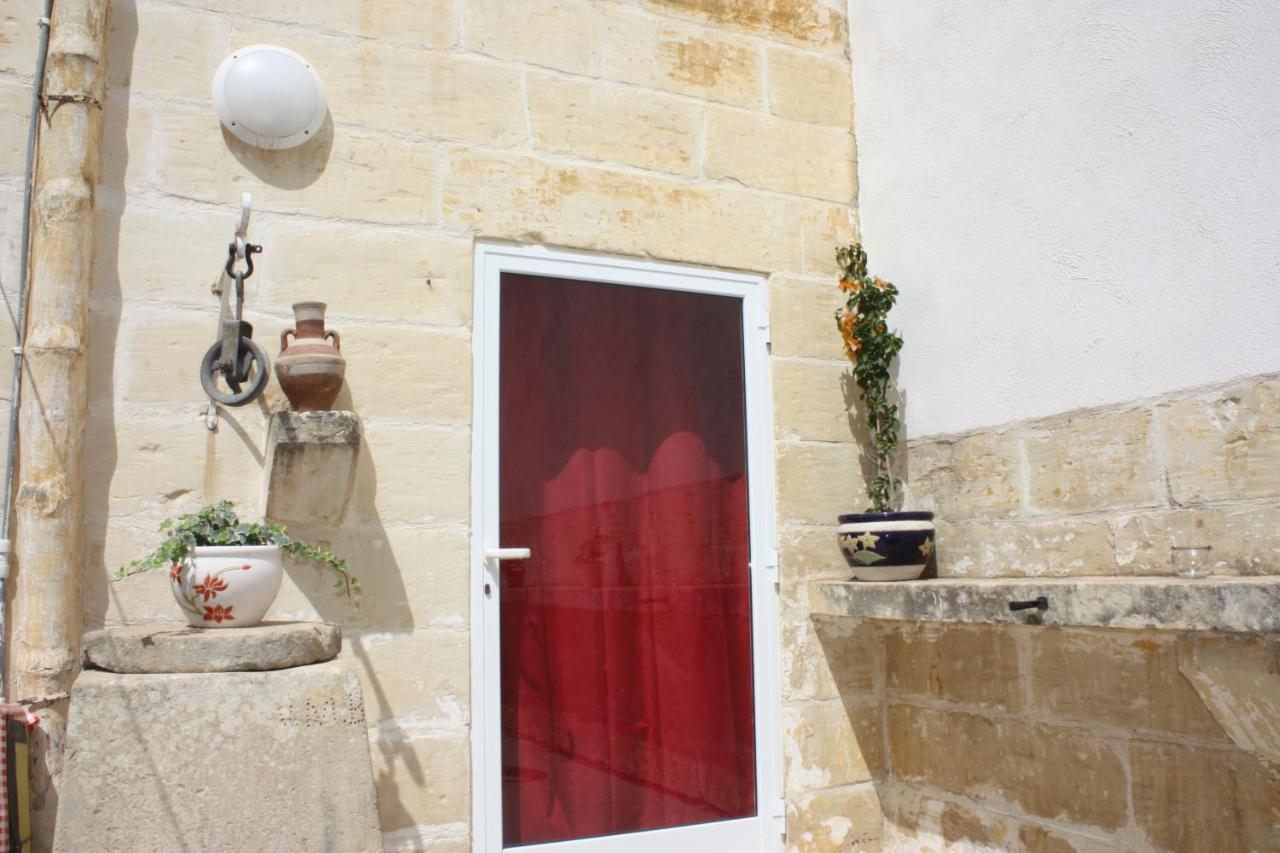 Vertical Climbing Malta Qrendi Kültér fotó